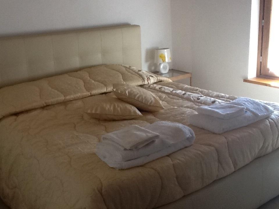 Ferienwohnung Mansarda Monte Bianco La Salle Zimmer foto