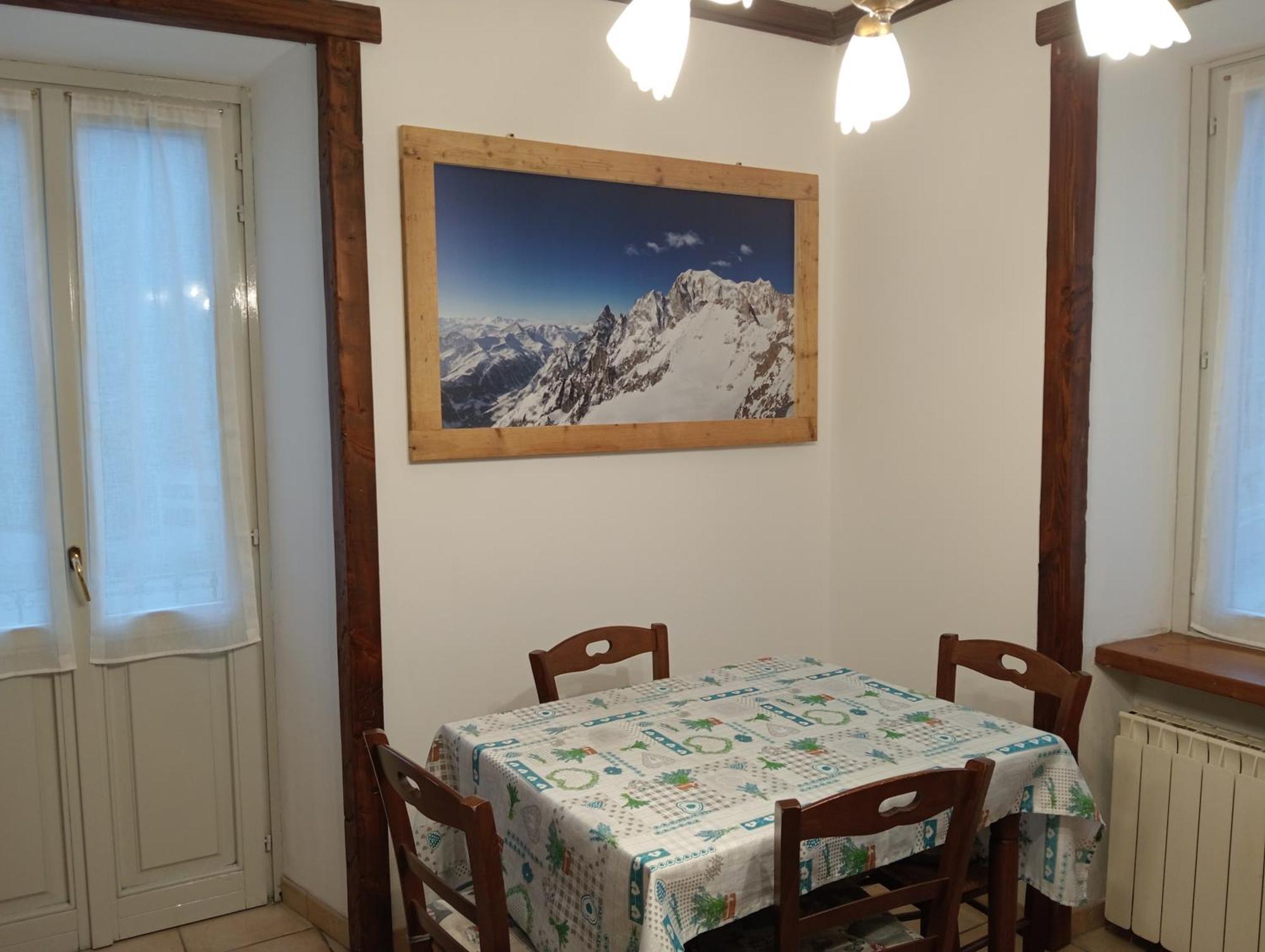 Ferienwohnung Mansarda Monte Bianco La Salle Zimmer foto