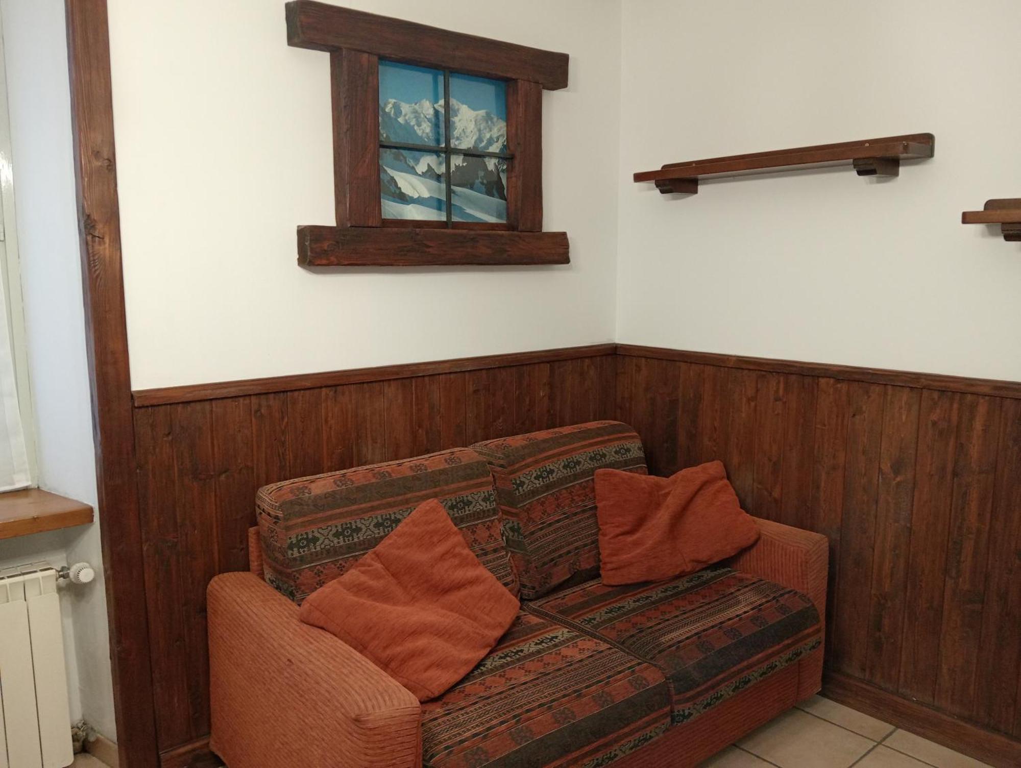 Ferienwohnung Mansarda Monte Bianco La Salle Zimmer foto